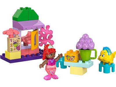 Image of the LEGO Ariel and Flounder's Cafe Stand
