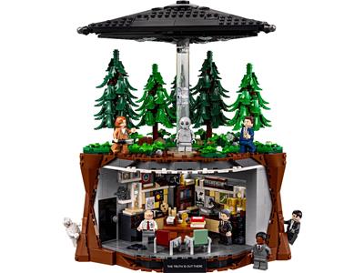 Image of the LEGO The X-Files: The Truth Is Out There
