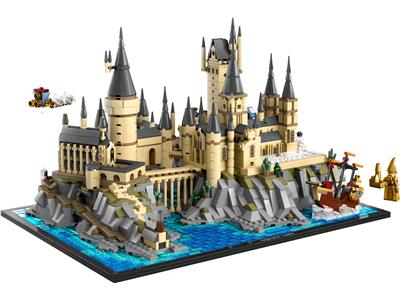 Image of the LEGO Hogwarts Castle and Grounds