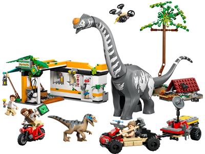 Image of the LEGO Raptor & Titanosaurus Tracking Mission